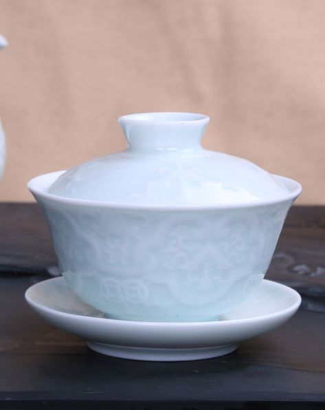 八馬茶業(yè)年貨鉅惠 影青五福蓋碗套組點(diǎn)亮唯品會(huì)